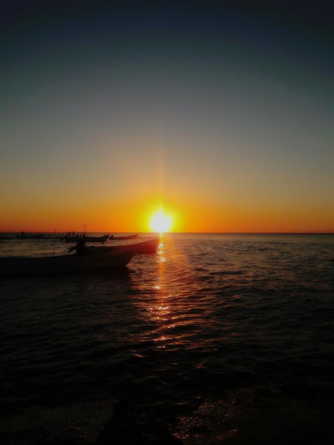 Hostel La Isla Holbox ภายนอก รูปภาพ