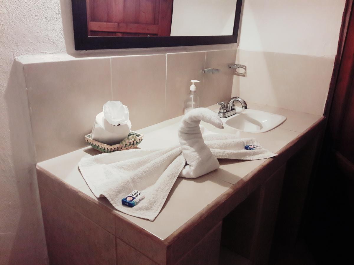 Hostel La Isla Holbox ภายนอก รูปภาพ