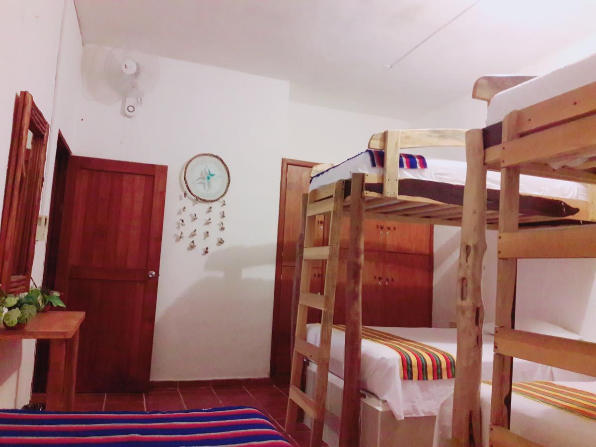 Hostel La Isla Holbox ภายนอก รูปภาพ